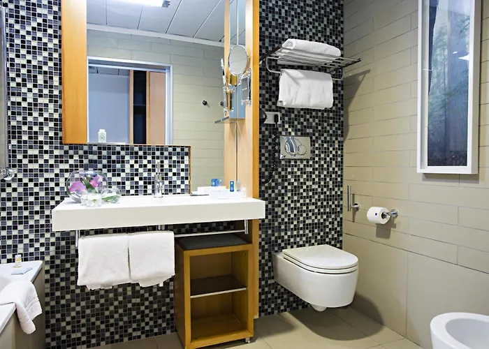מלון Novotel Eur